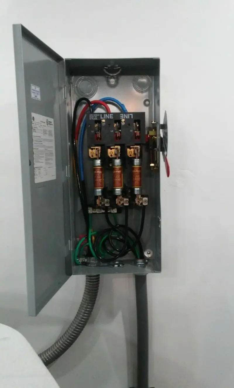 Three-phase disconnect switch installed for Smoke Detector Installation in Burtonsville